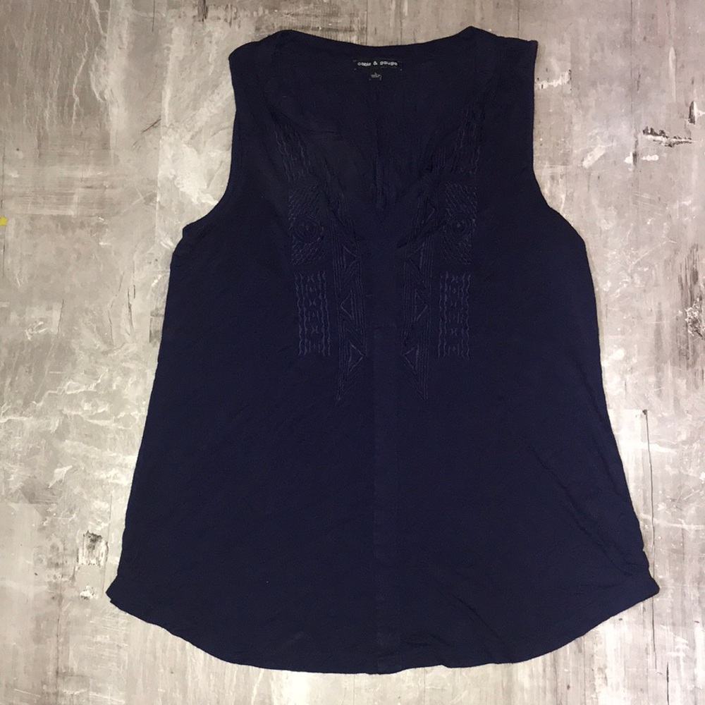 Cable & gauge women’s tank